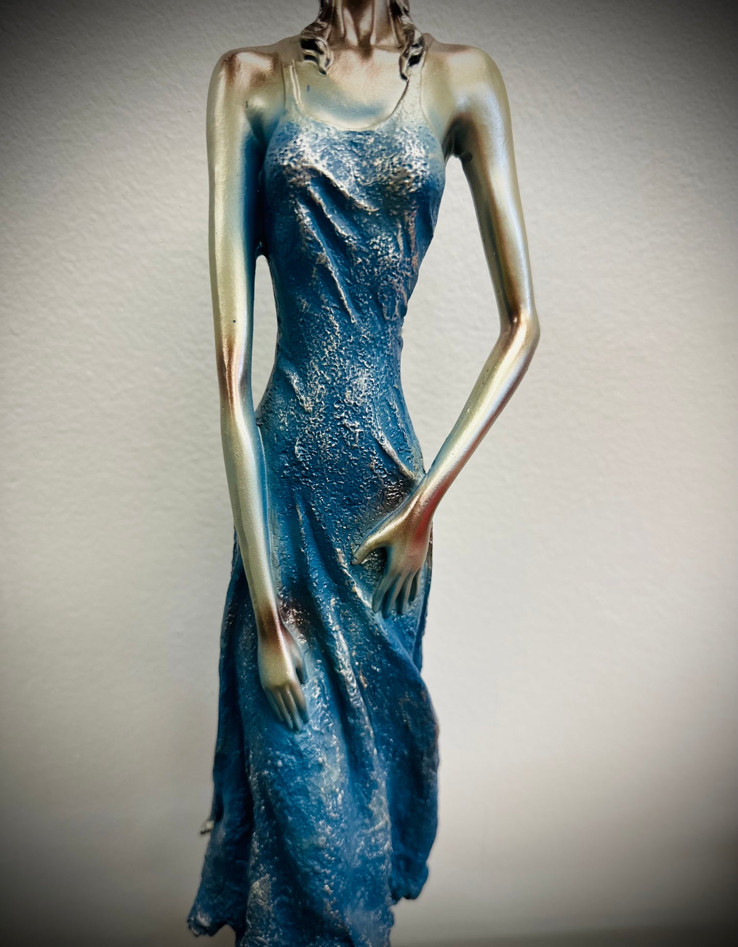 ‘Roselle’ in Blue