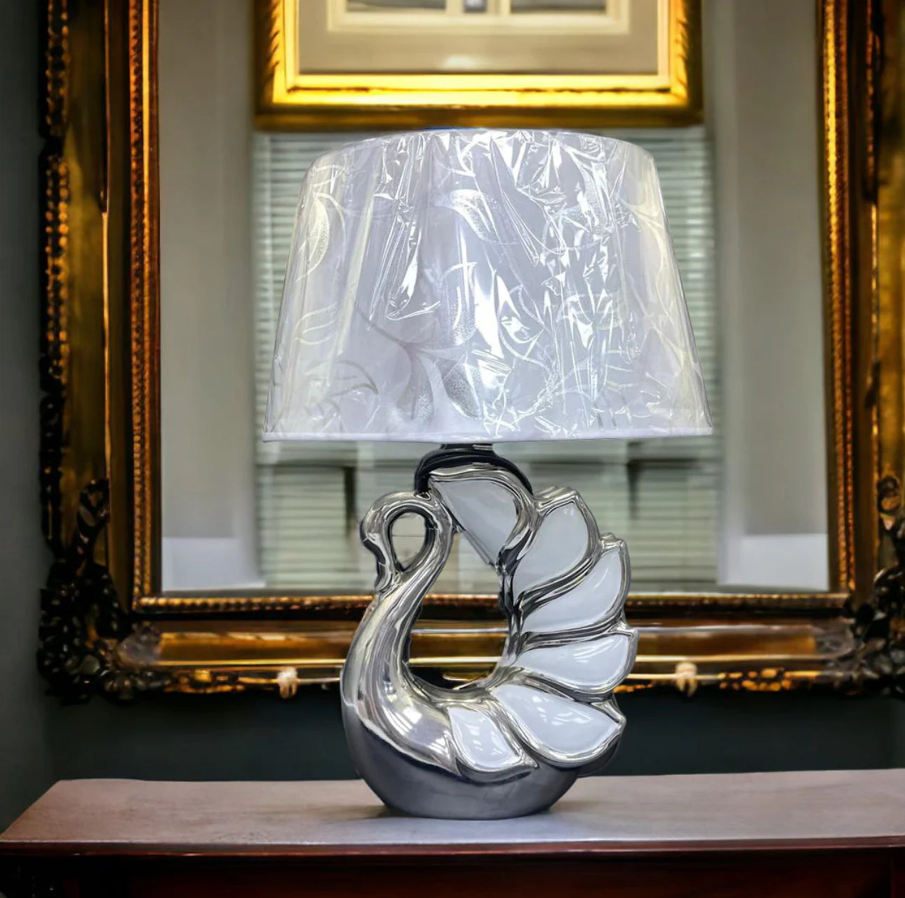 White/Silver Swan Table Lamp