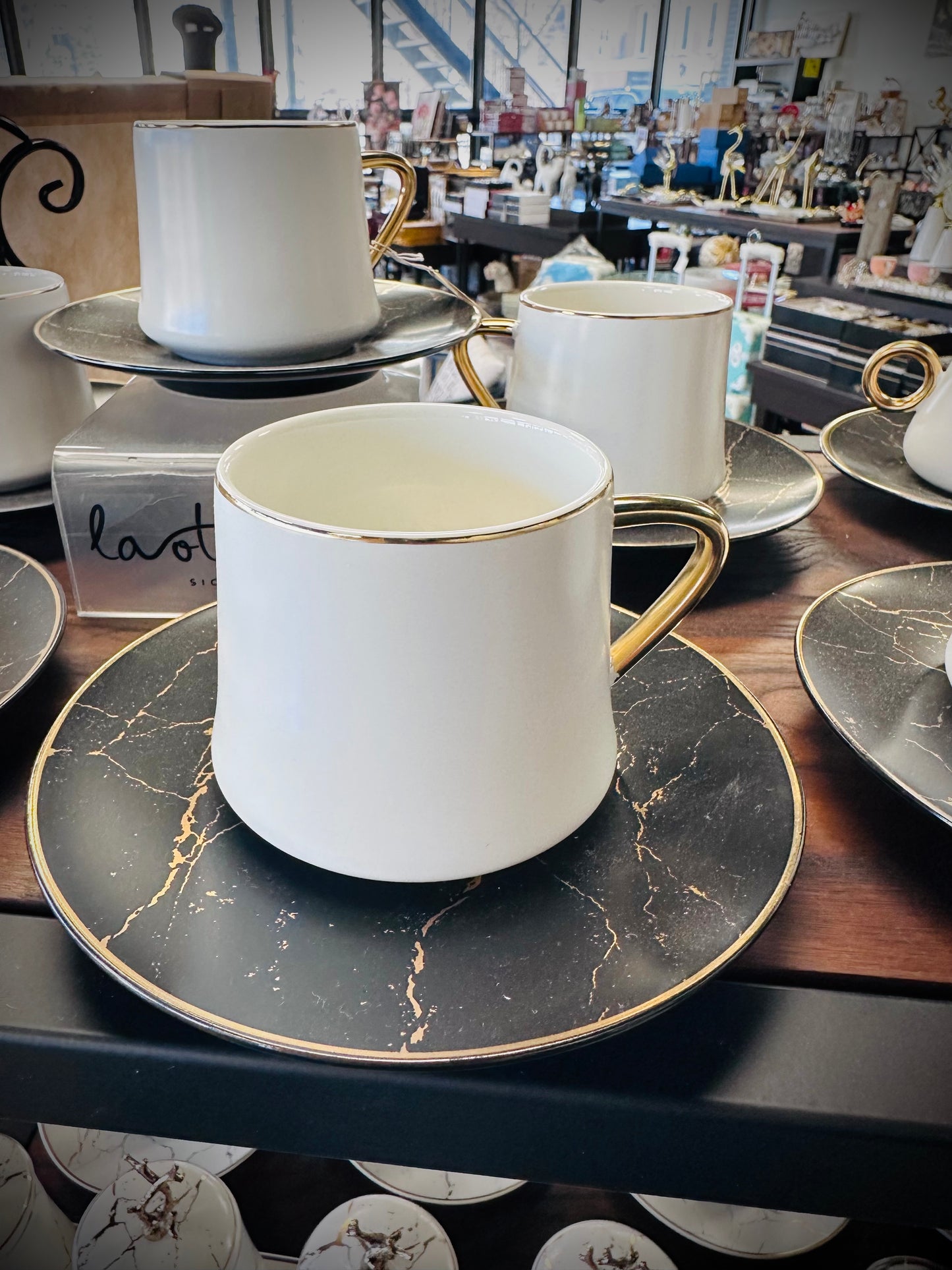 Modern Elegance: Set of 6 Matte Black or White Mugs in Stylish Gift Box