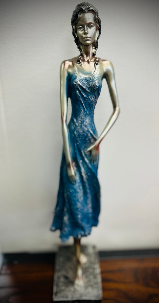 ‘Roselle’ in Blue