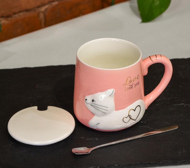 Purrfect Pair: Charming Cat-Embossed Mugs with Lid and Spoon (set of 2)