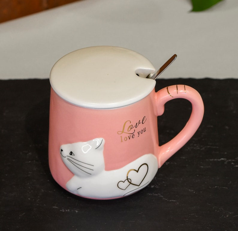 Purrfect Pair: Charming Cat-Embossed Mugs with Lid and Spoon (set of 2)