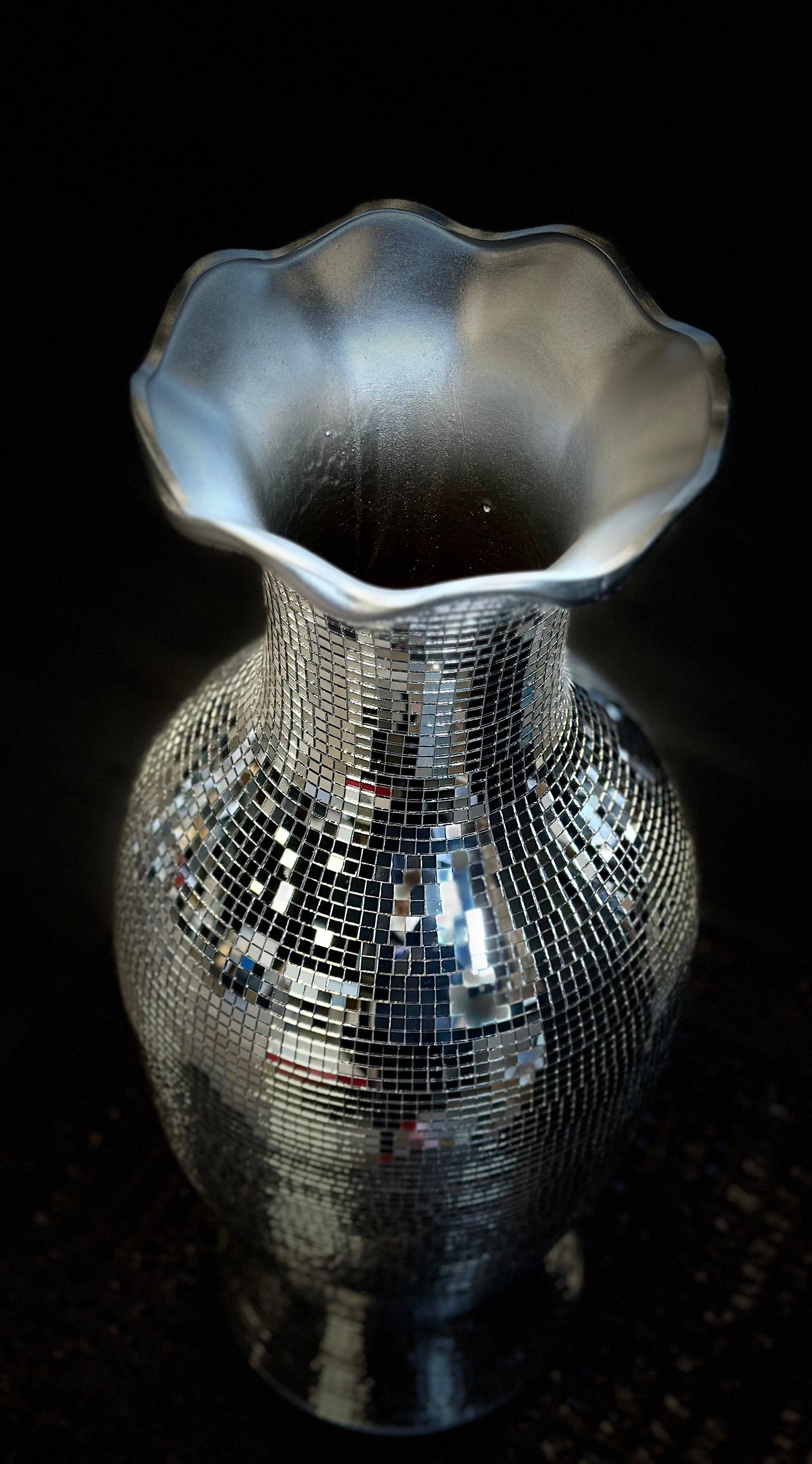 ‘Milla’ Silver Mirrored Vase