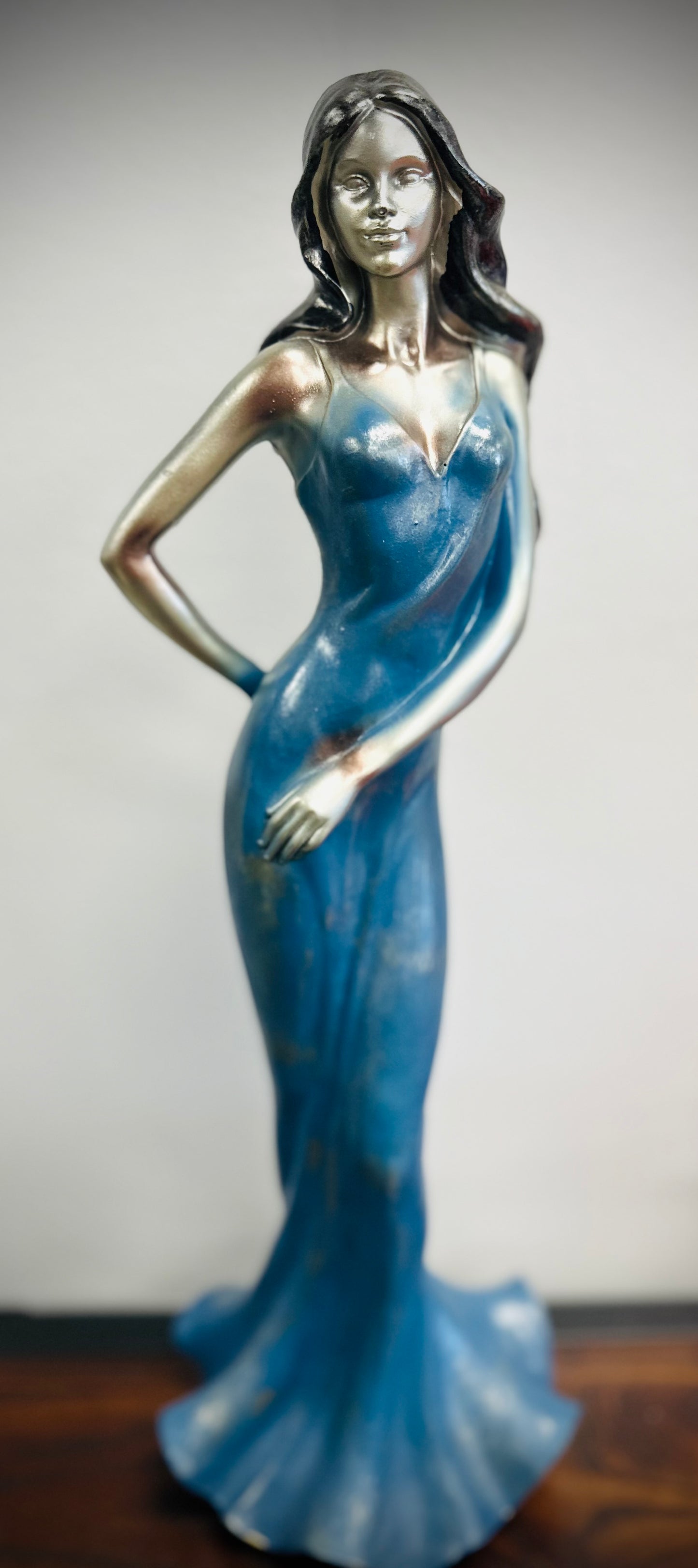 ‘Rosaline’ in Blue