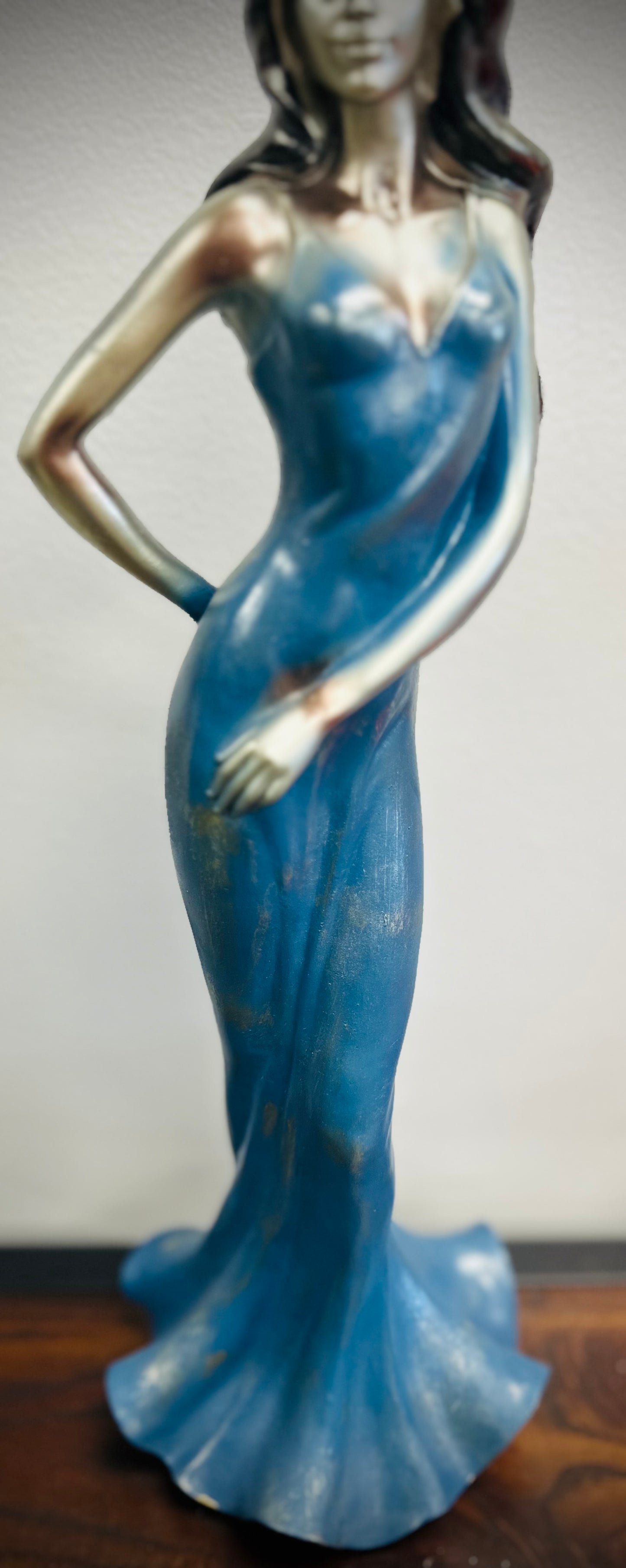 ‘Rosaline’ in Blue