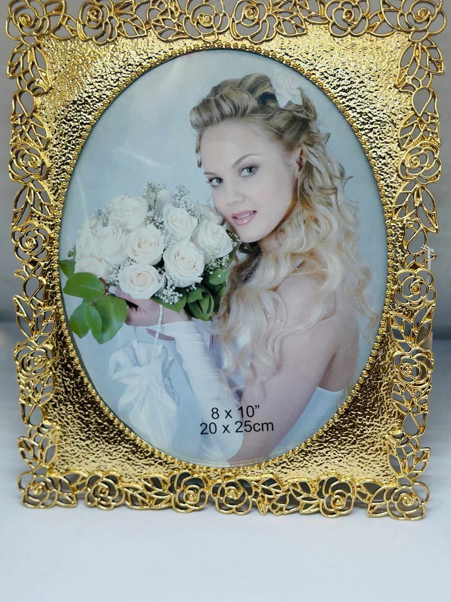 Elegant Metal Frame