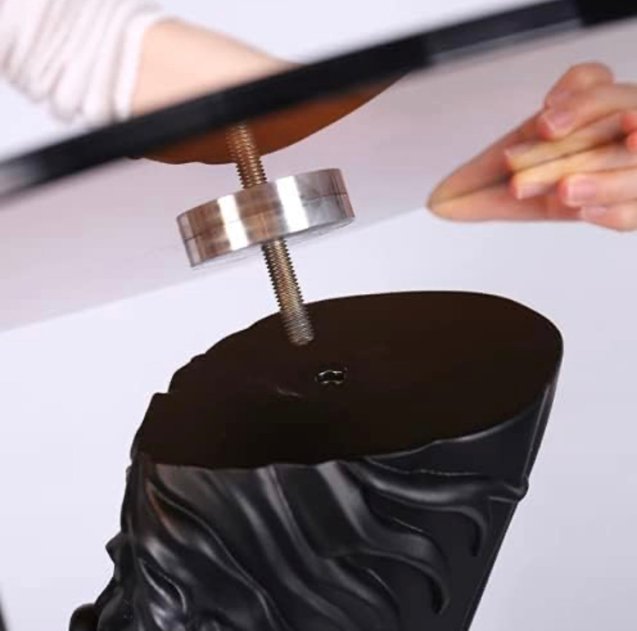 Horse-Designed Mirror Coffee Table: Versatile & Elegant Room Décor Piece