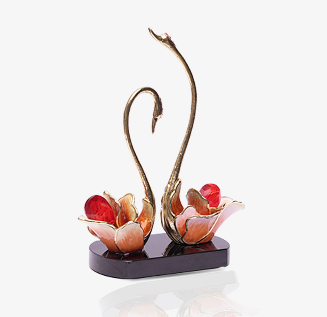 Love Swan Statue