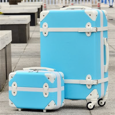 Vintage Vibes: Explore in Style with Our Retro Travel Luggage Set